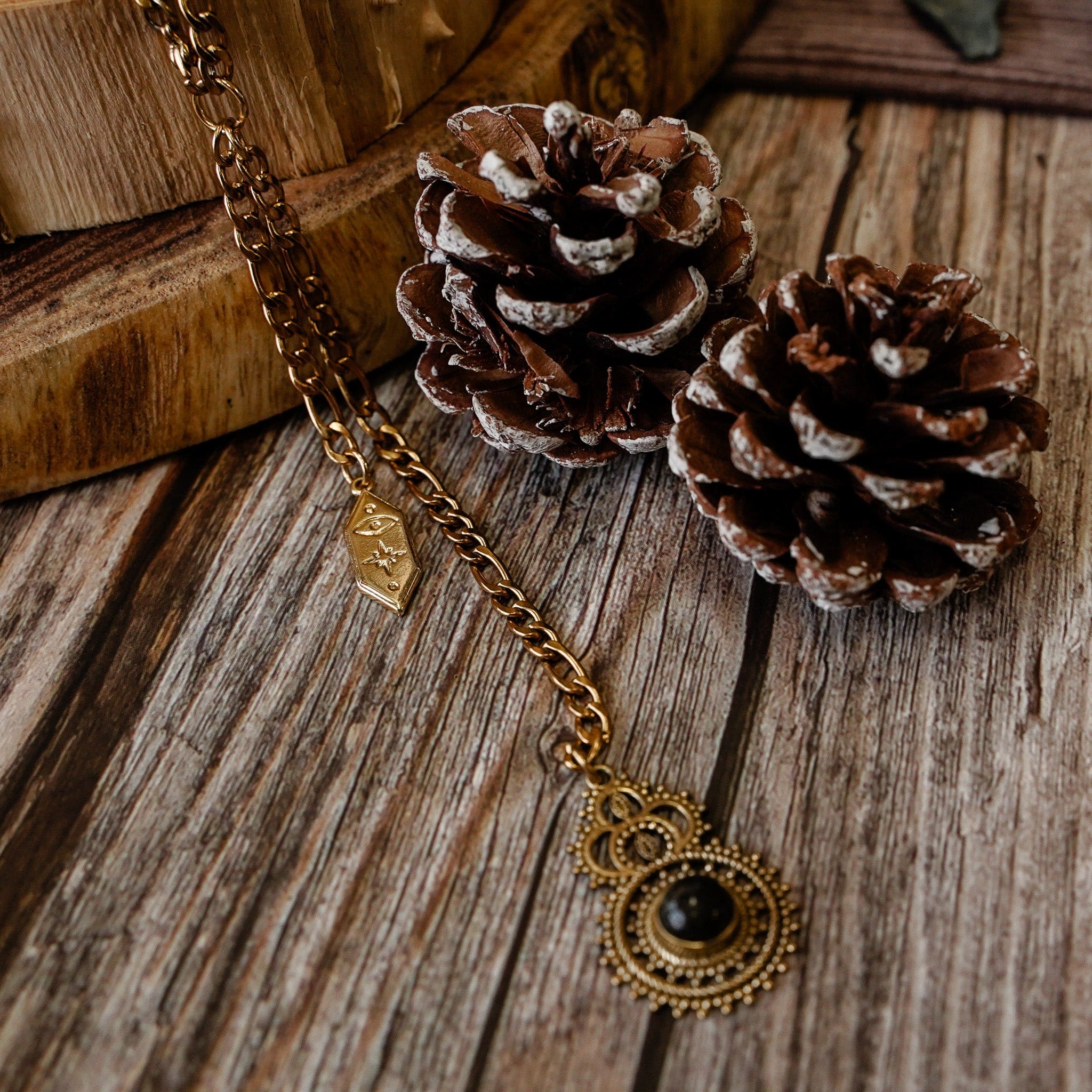 Duet Necklace