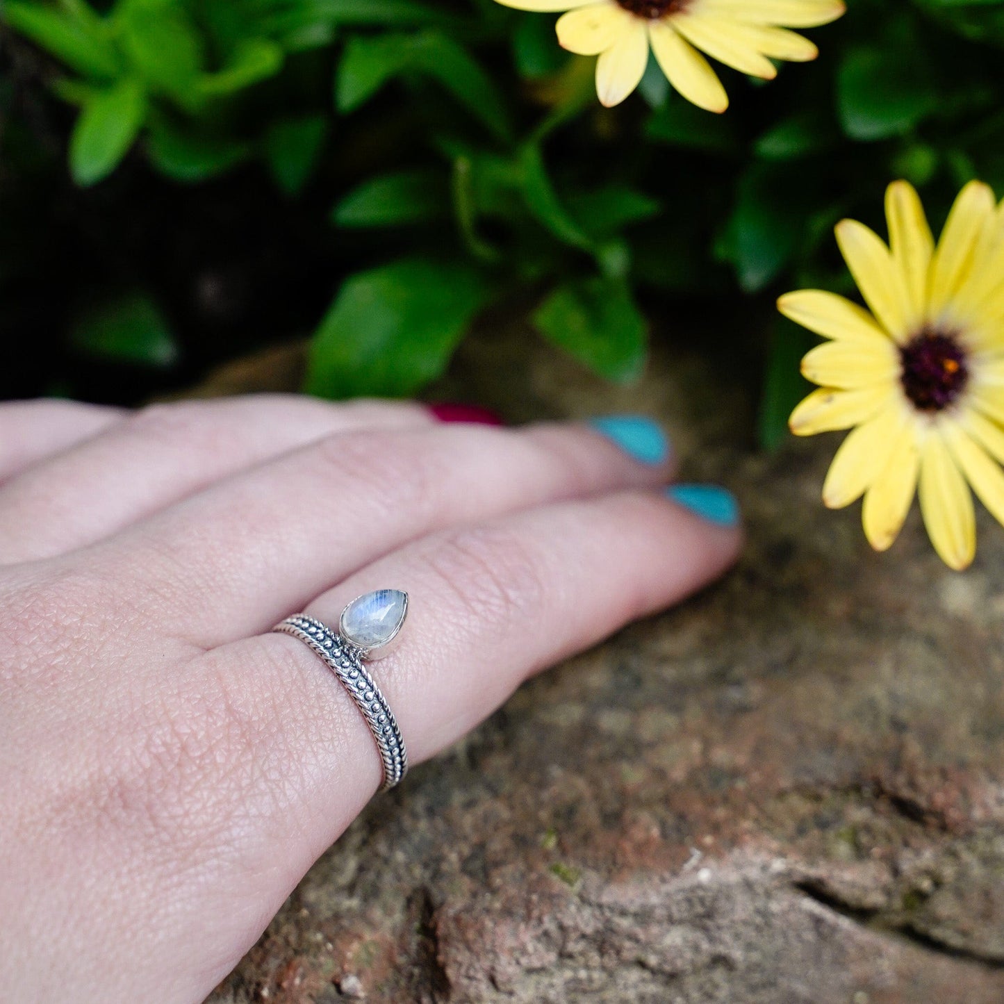 Rings Milk & Moon Ring